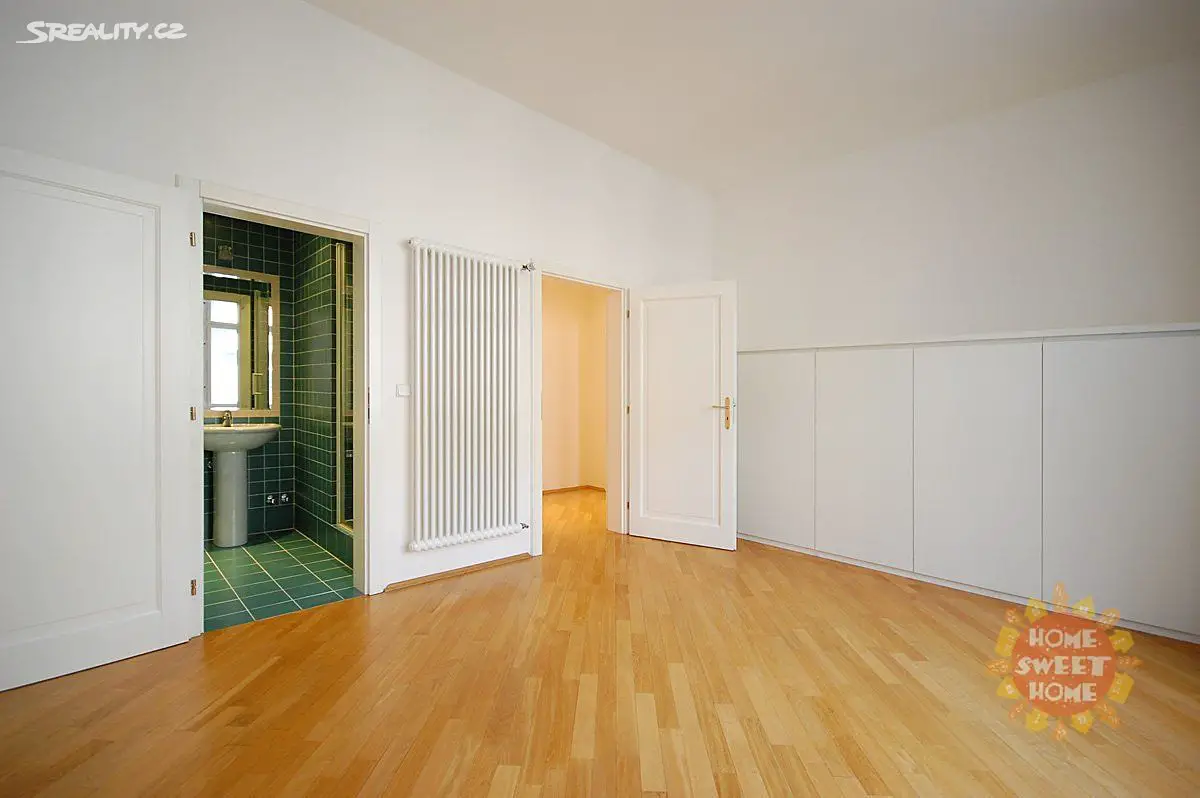 Pronájem bytu 3+kk 104 m², Odborů, Praha 2 - Nové Město