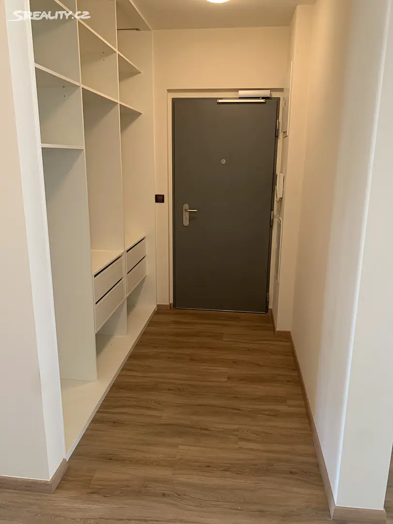 Pronájem bytu 3+kk 120 m², Korunní, Praha 10 - Vinohrady