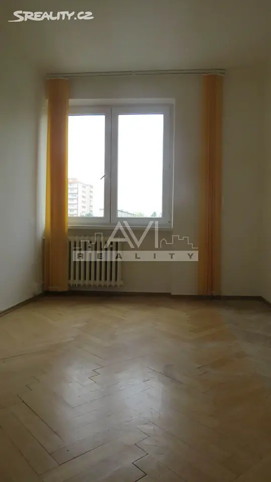 Prodej bytu 3+1 56 m², Hrusická, Praha 4 - Záběhlice