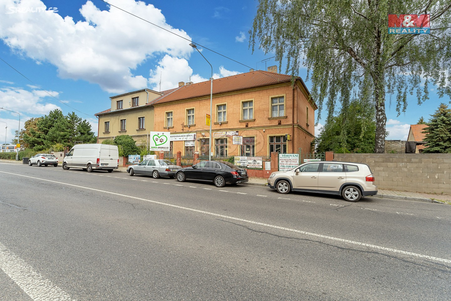 Prodej  rodinného domu 1 000 m², pozemek 1 000 m², Praha 9 - Kbely