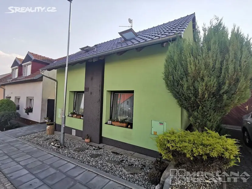 Prodej  rodinného domu 112 m², pozemek 720 m², Slatinice, okres Olomouc