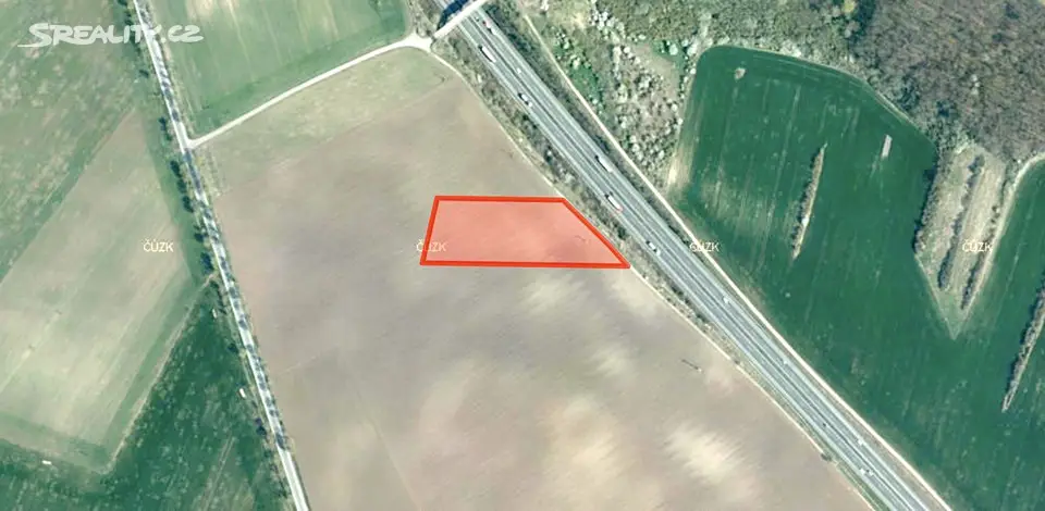 Prodej  pole 6 335 m², Nová Ves, okres Mělník