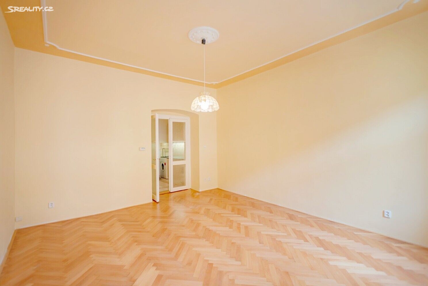 Pronájem bytu 1+1 38 m², Viktora Huga, Praha 5 - Smíchov