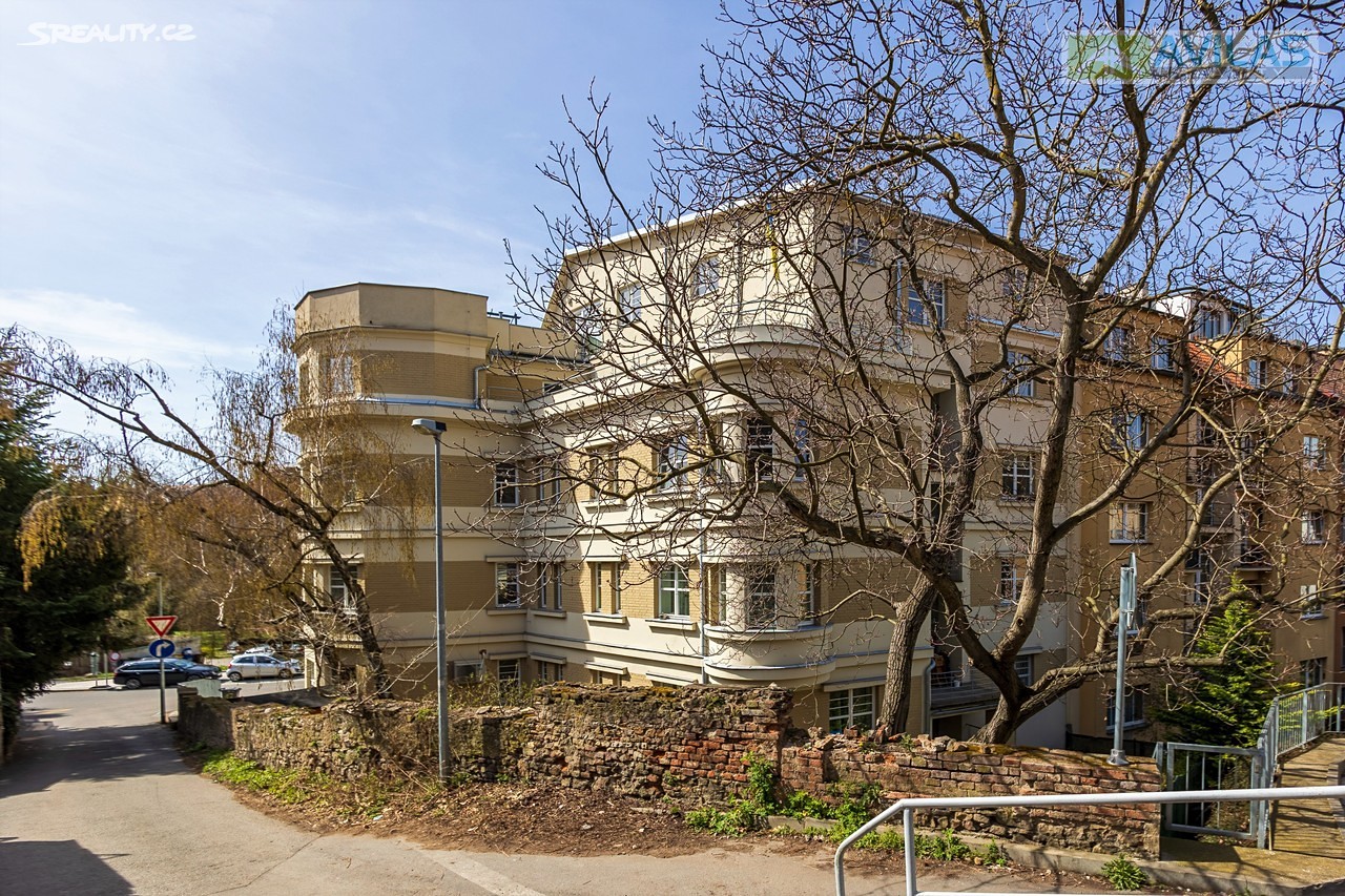 Pronájem bytu 1+kk 30 m², Branická, Praha 4 - Braník