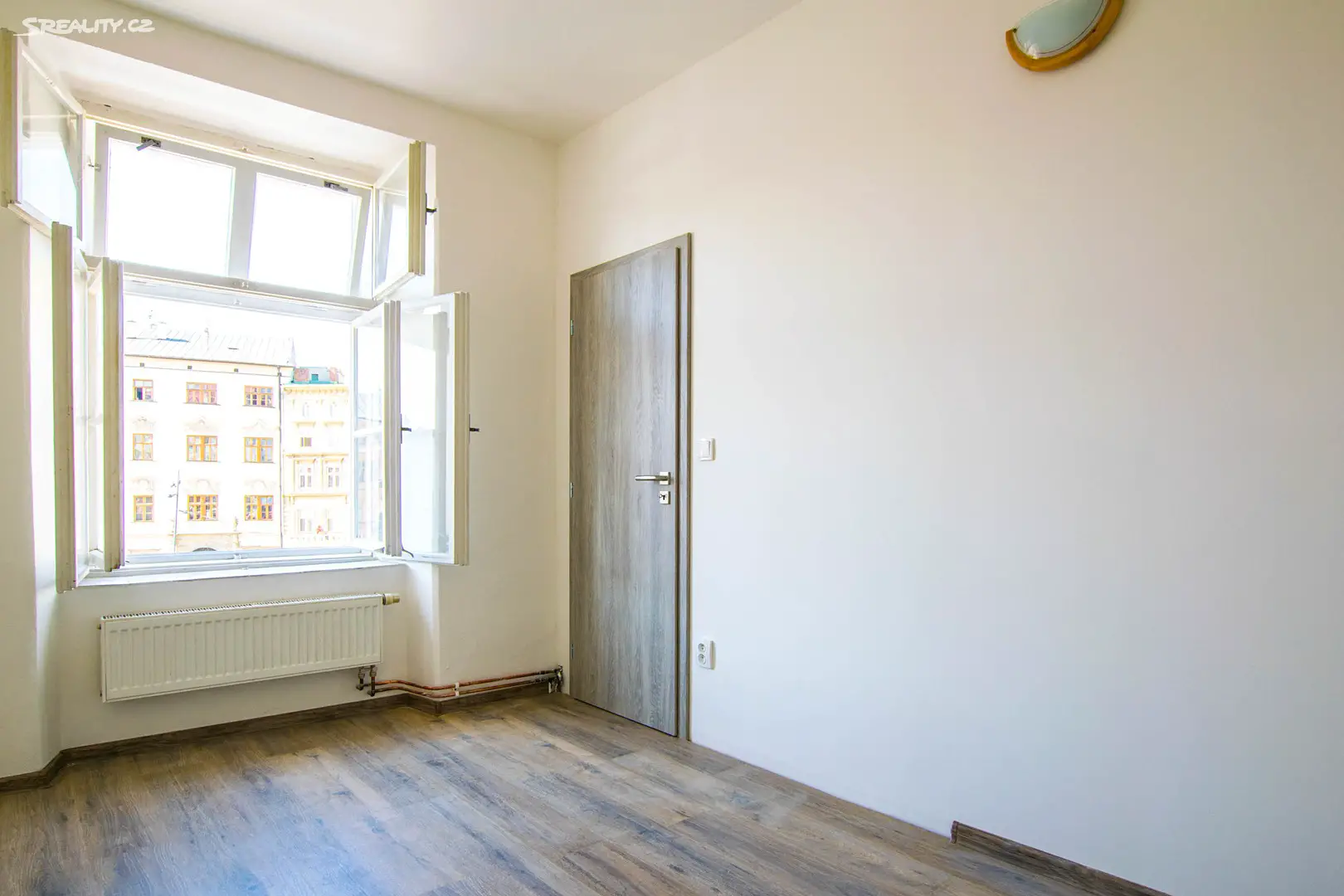 Pronájem bytu 2+kk 46 m², Dolní náměstí, Olomouc