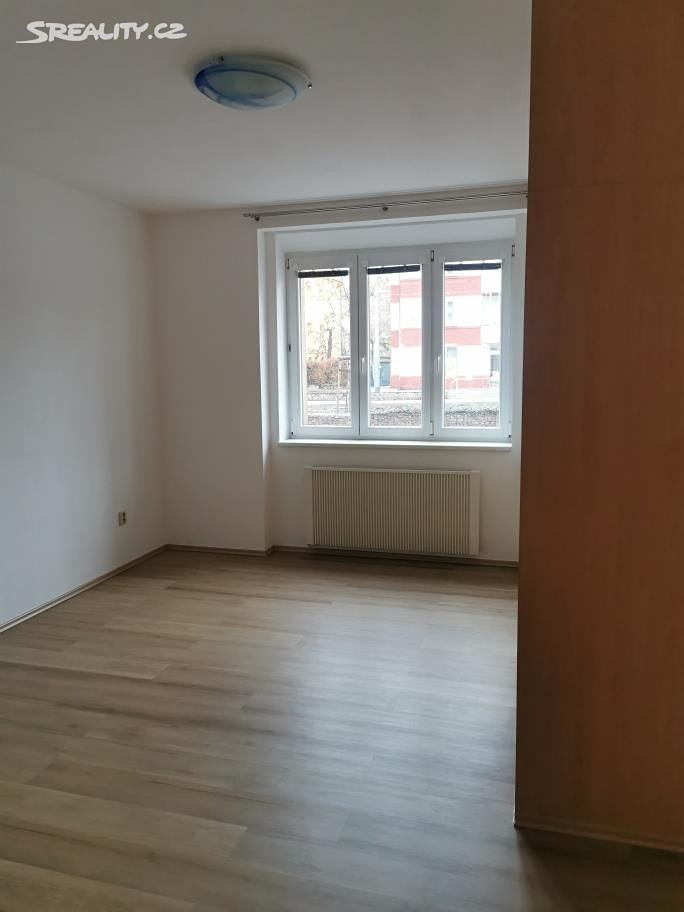 Pronájem bytu 2+kk 42 m², V olšinách, Praha 10 - Strašnice