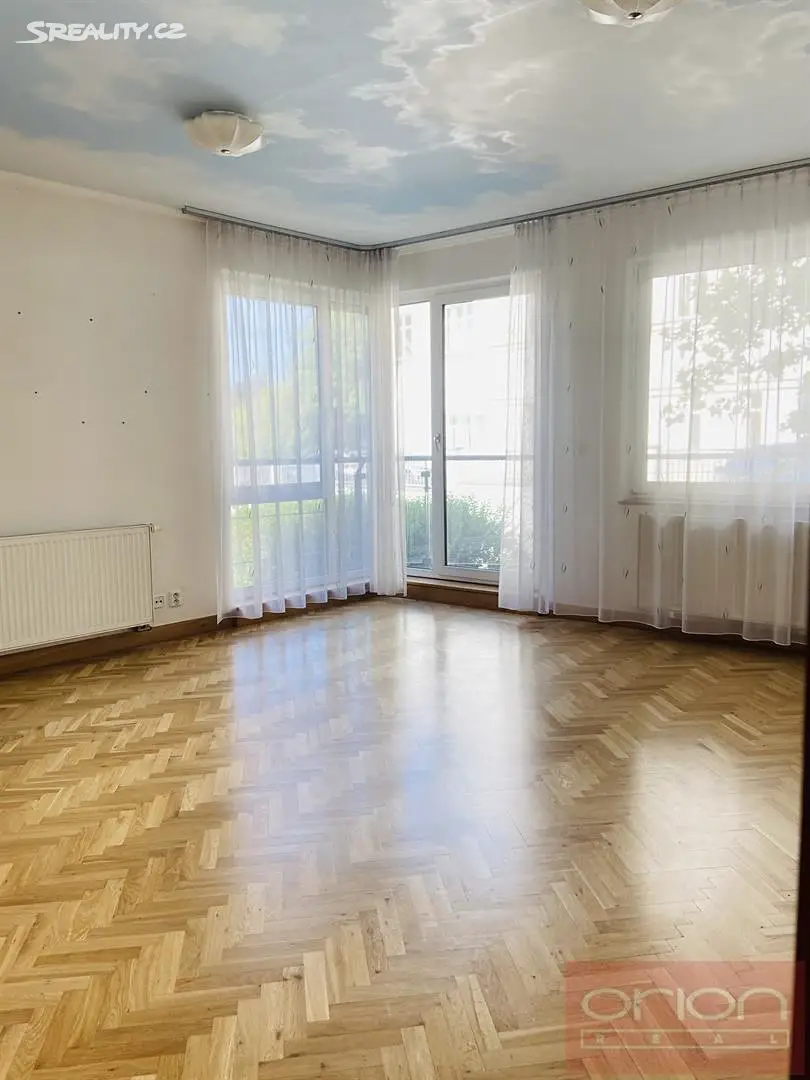 Pronájem bytu 4+1 160 m², Nad Petruskou, Praha 2 - Vinohrady