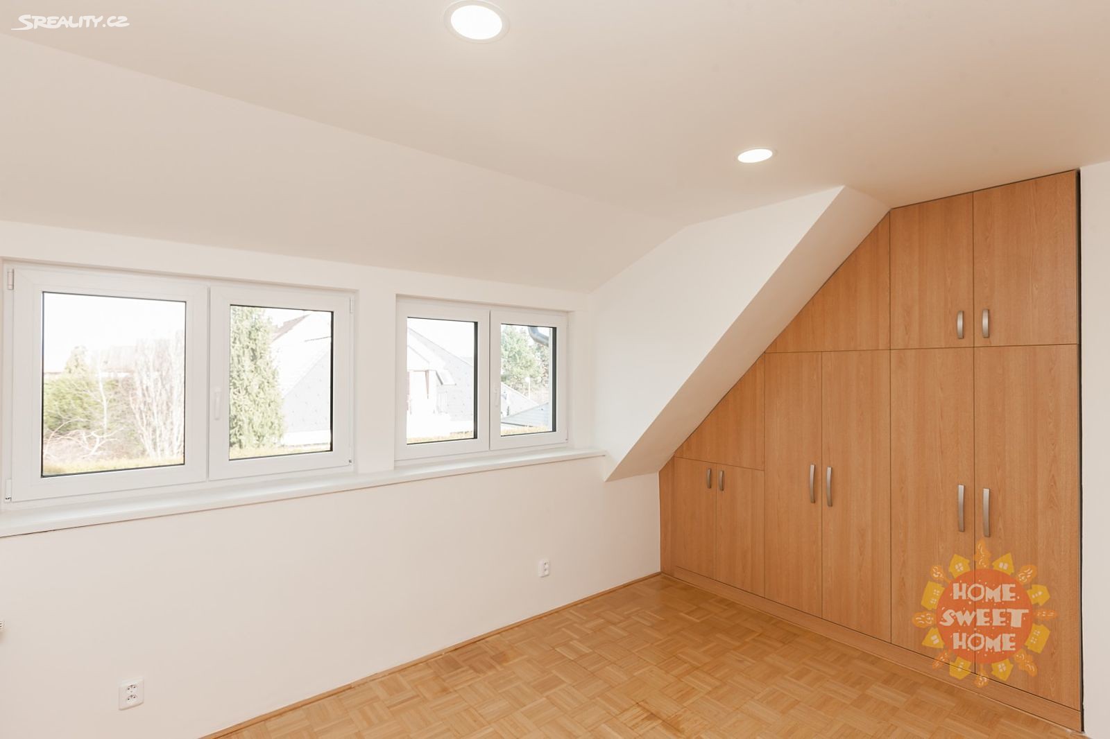 Pronájem  rodinného domu 350 m², pozemek 215 m², Sadová, Průhonice