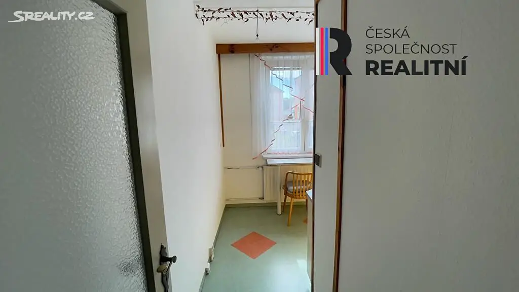 Prodej bytu 2+1 58 m², Hlávkova, Karlovy Vary - Stará Role