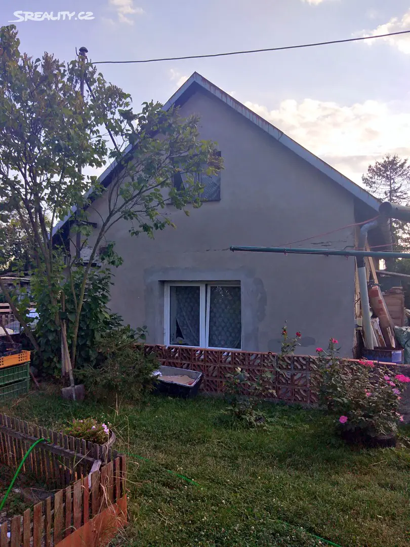 Prodej  rodinného domu 118 m², pozemek 783 m², Hostín, okres Mělník