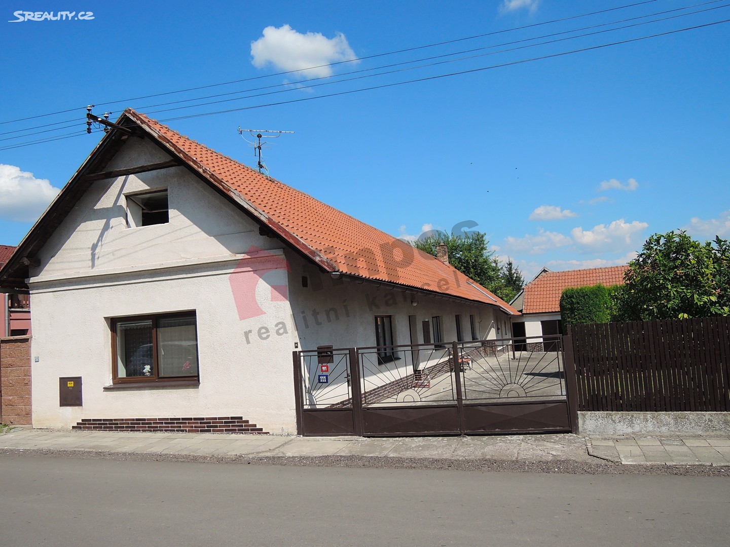 Prodej  rodinného domu 88 m², pozemek 753 m², Lovčice, okres Hradec Králové
