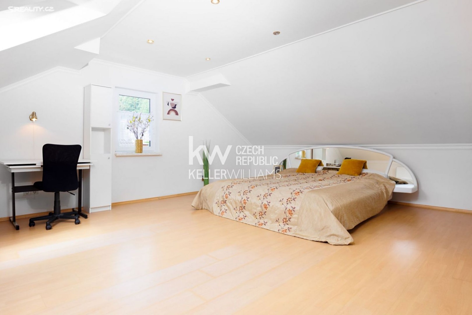 Prodej  rodinného domu 340 m², pozemek 687 m², Merklín, okres Karlovy Vary