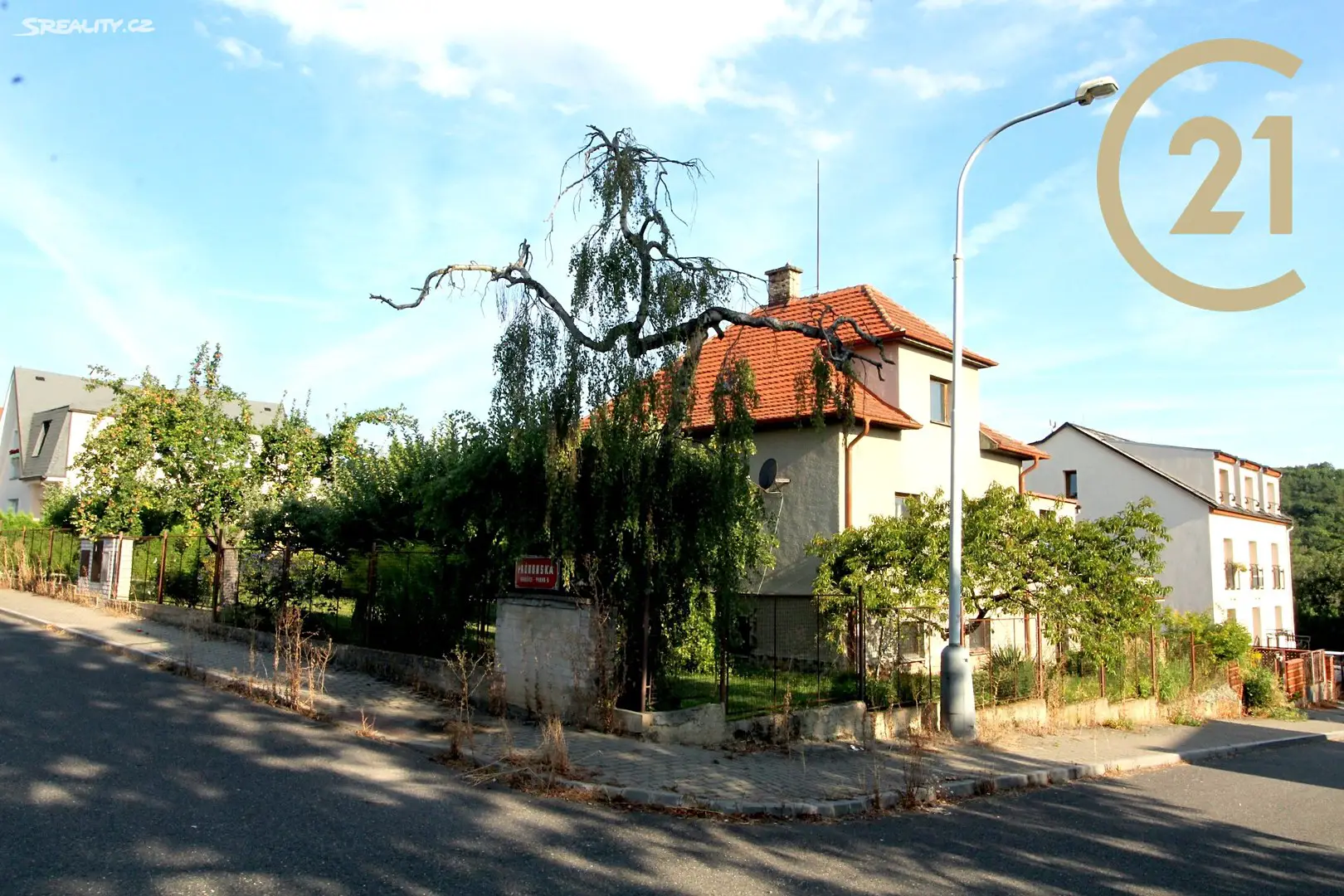 Prodej  rodinného domu 450 m², pozemek 731 m², K Šedivce, Praha 6 - Nebušice