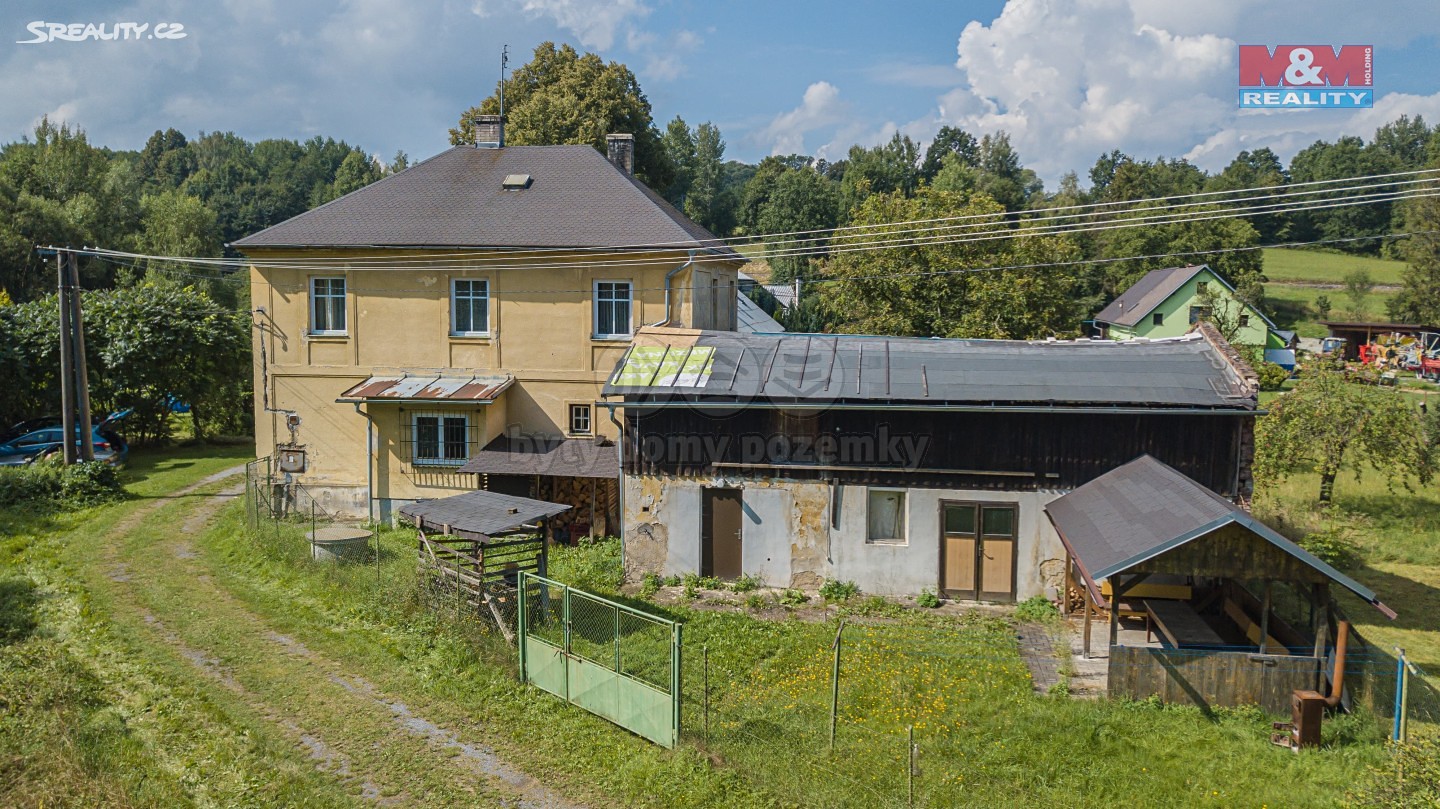 Prodej  rodinného domu 257 m², pozemek 424 m², Zlaté Hory - Salisov, okres Jeseník