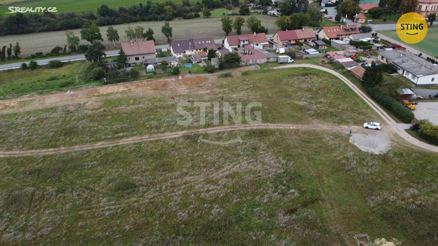 Prodej  stavebního pozemku 1 031 m², Chlumec nad Cidlinou - Kladruby, okres Hradec Králové