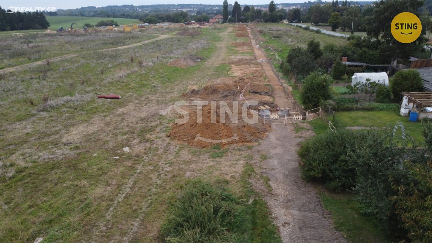 Prodej  stavebního pozemku 742 m², Chlumec nad Cidlinou - Kladruby, okres Hradec Králové