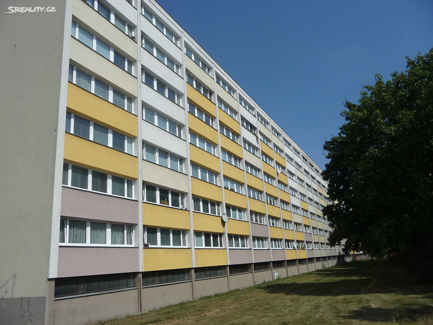 Pronájem bytu 1+kk 26 m², Polní, Hradec Králové - Slezské Předměstí