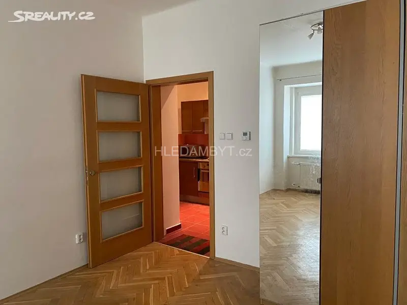 Pronájem bytu 2+1 60 m², Boleslavská, Praha 3 - Vinohrady