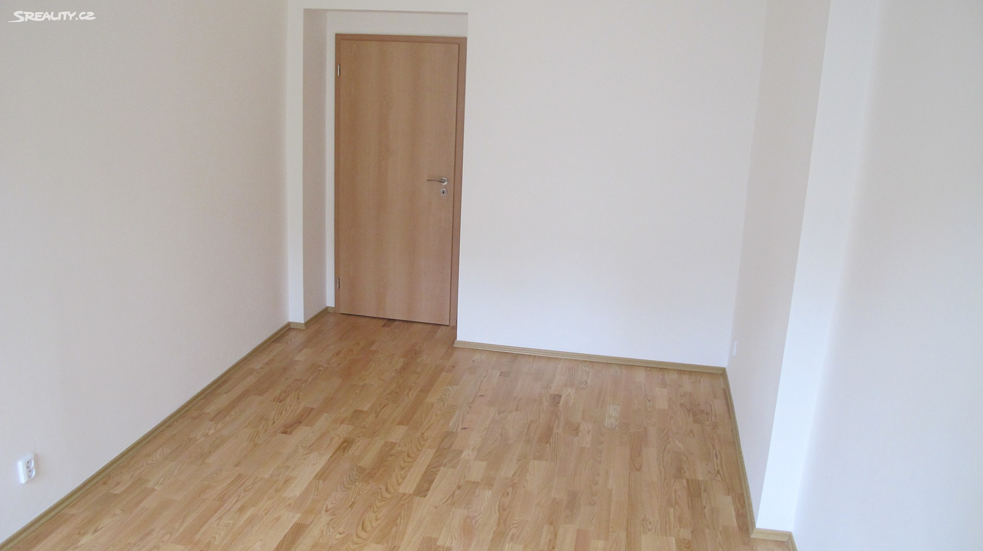 Pronájem bytu 2+1 61 m², Baranova, Praha 3 - Žižkov