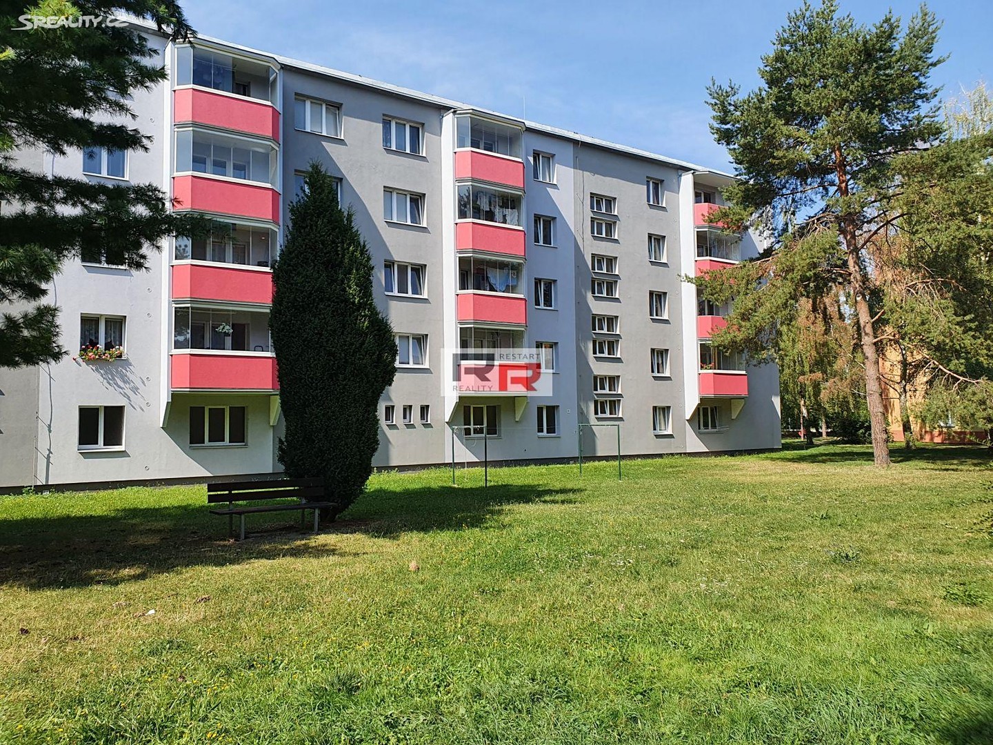 Pronájem bytu 2+1 53 m², Nádražní, Šternberk