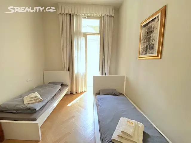 Pronájem bytu 3+kk 107 m², Italská, Praha 2 - Vinohrady