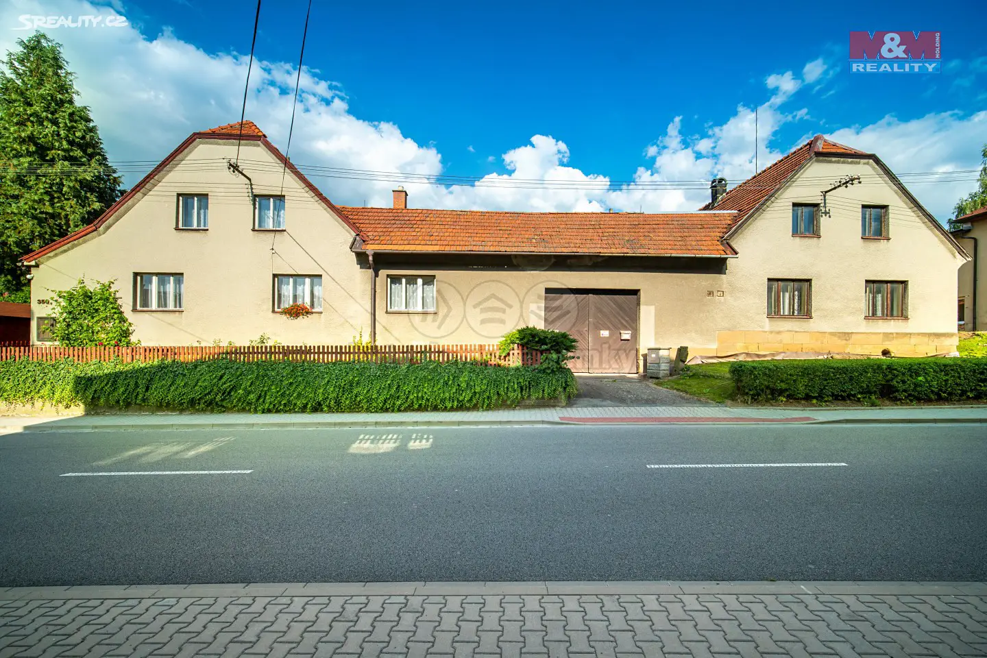 Prodej  rodinného domu 308 m², pozemek 1 479 m², Dolní Dobrouč, okres Ústí nad Orlicí