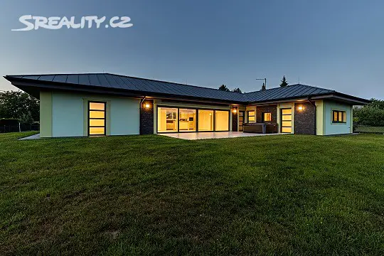 Prodej  rodinného domu 210 m², pozemek 1 950 m², Horní Suchá, okres Karviná