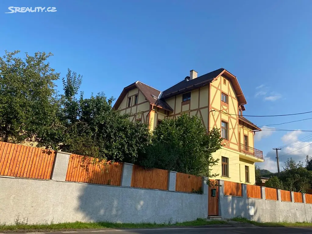 Prodej  vily 400 m², pozemek 1 034 m², Kyselka - Radošov, okres Karlovy Vary