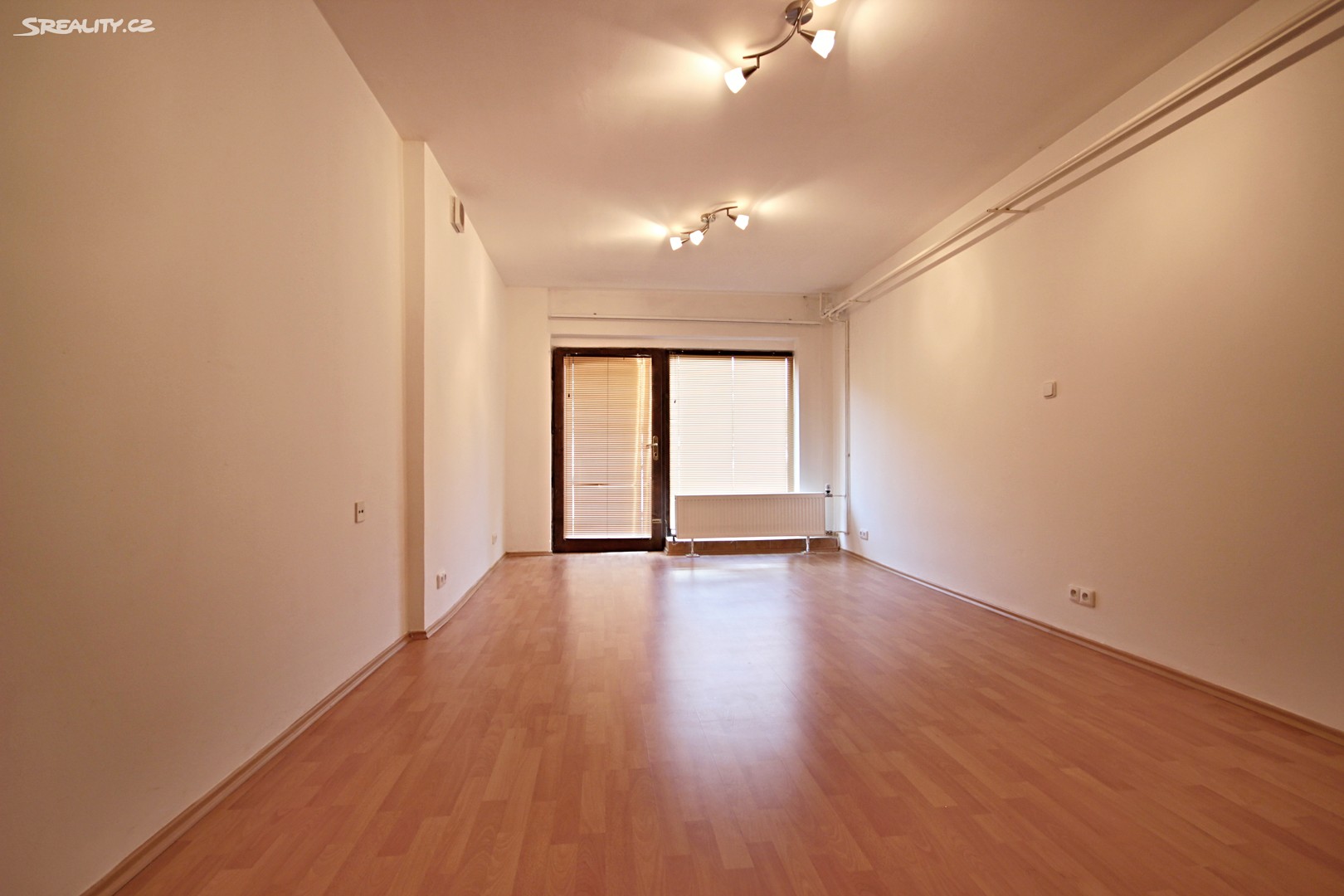 Pronájem bytu 2+1 54 m², Ohmova, Praha 10 - Petrovice