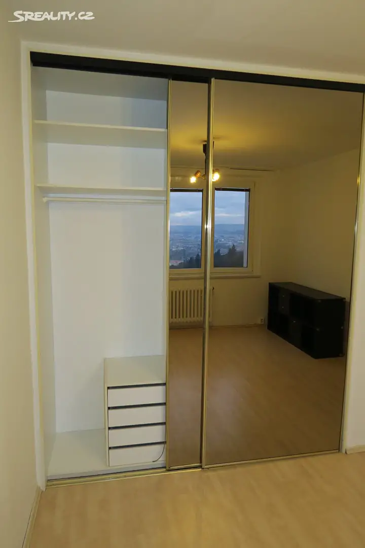 Pronájem bytu 2+kk 44 m², Vlčnovská, Brno - Židenice