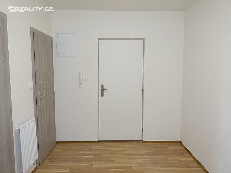 Pronájem bytu 2+kk 62 m², Věšínova, Ostrava - Zábřeh