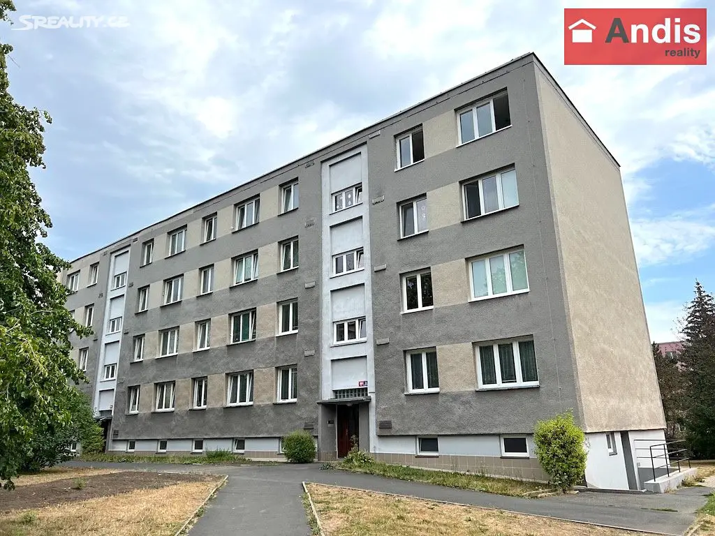 Pronájem bytu 2+1 52 m² (Podkrovní), Dukelských hrdinů, Ústí nad Labem - Bukov