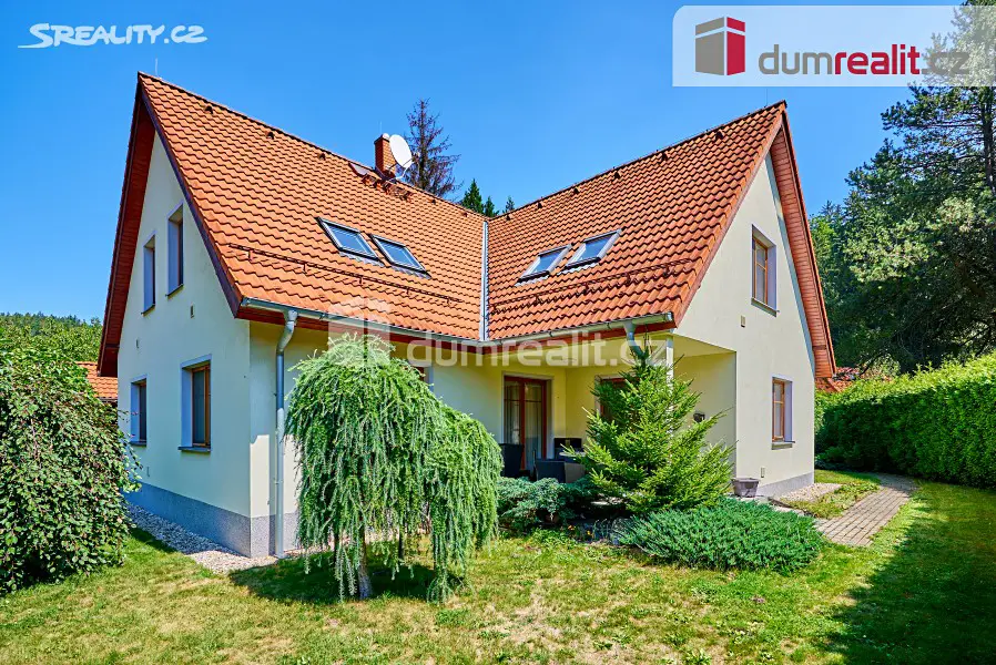 Prodej  rodinného domu 194 m², pozemek 1 124 m², Slovenská, Karlovy Vary