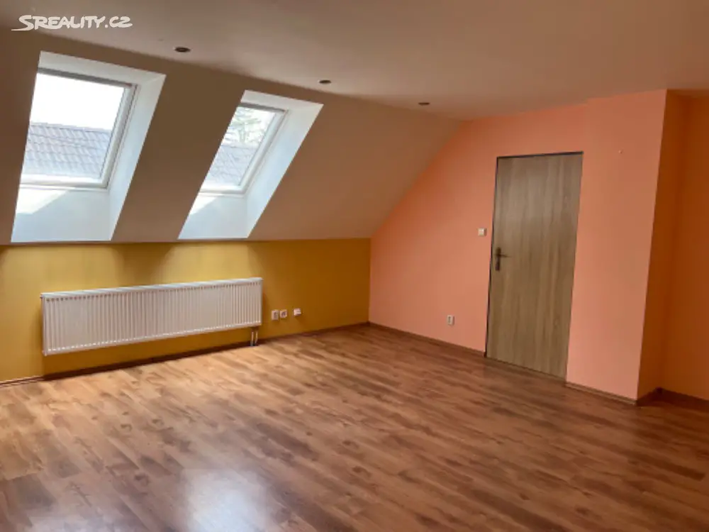 Prodej  rodinného domu 150 m², pozemek 257 m², Buštěhradská, Kladno - Dubí