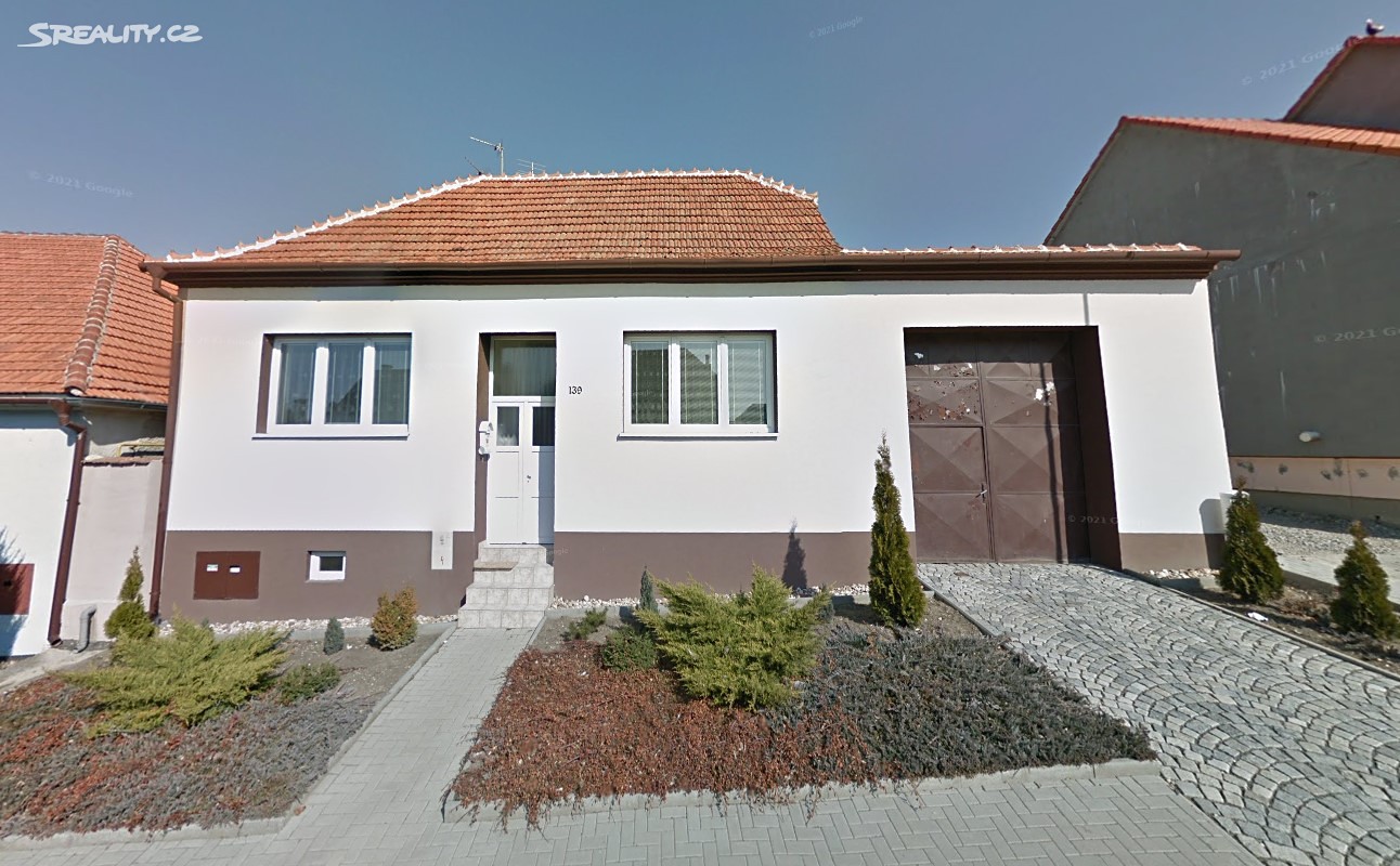 Prodej  rodinného domu 190 m², pozemek 923 m², Perná, okres Břeclav