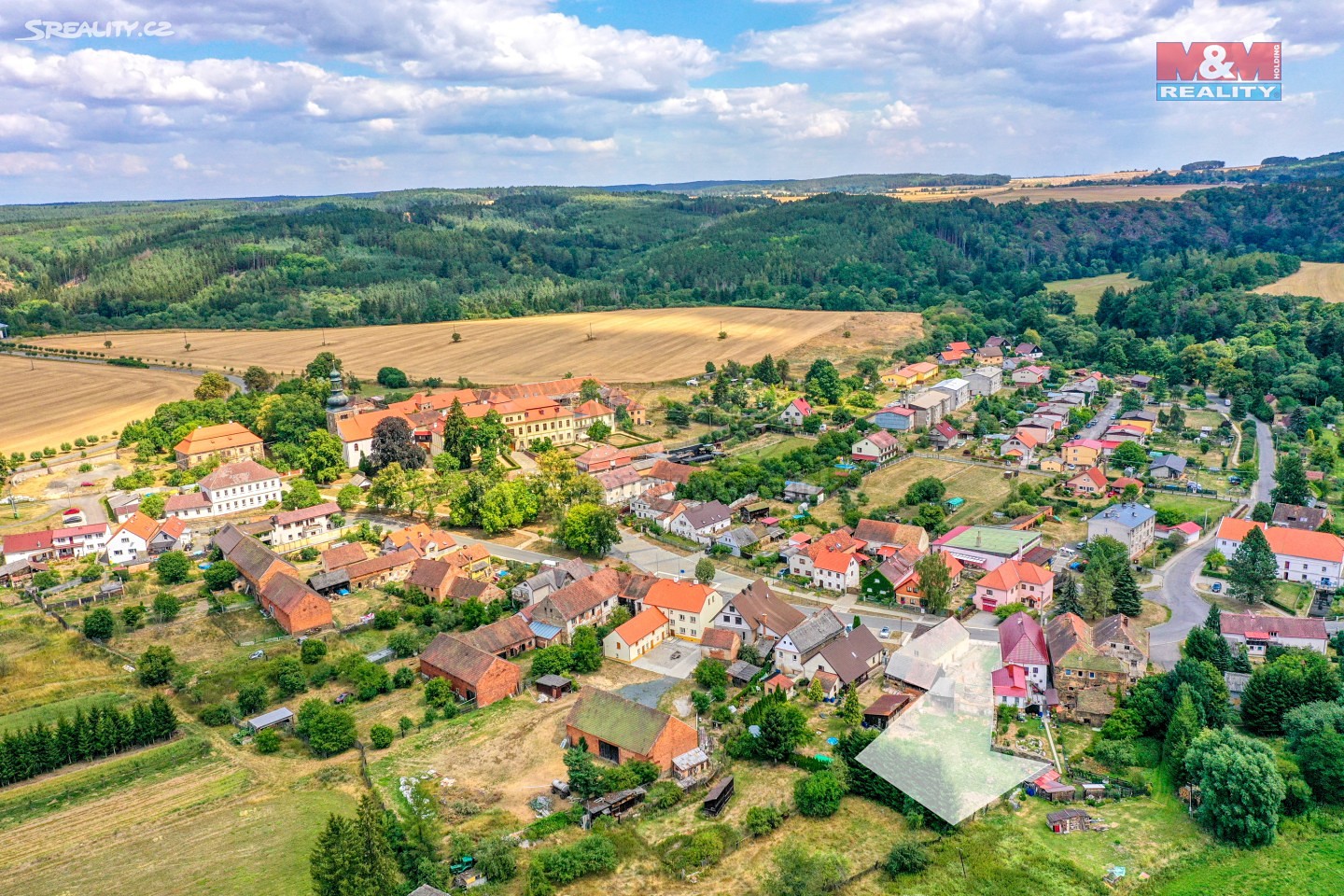 Prodej  rodinného domu 1 462 m², pozemek 1 281 m², Svojšín, okres Tachov