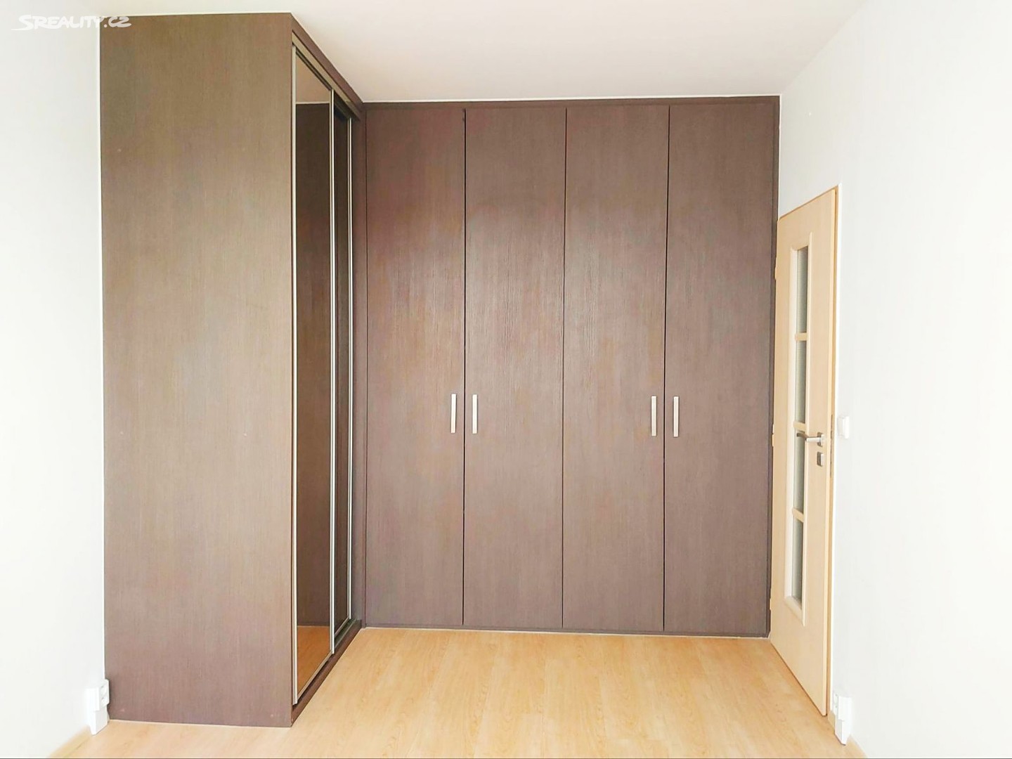 Pronájem bytu 3+1 75 m², Chabařovická, Praha 8 - Kobylisy