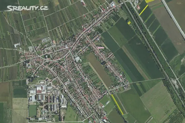 Prodej  pozemku 11 388 m², Rakvice, okres Břeclav