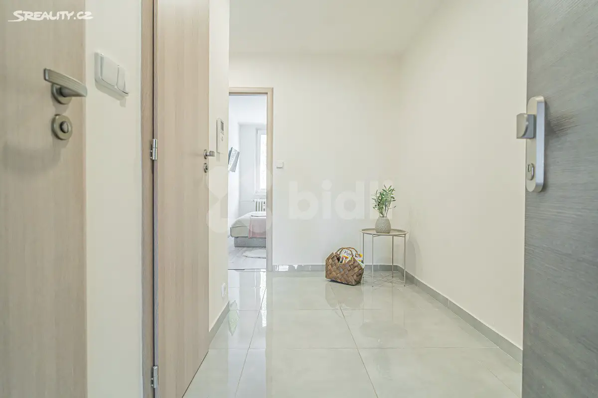 Prodej bytu 2+kk 43 m², Ohradní, Praha 4 - Michle