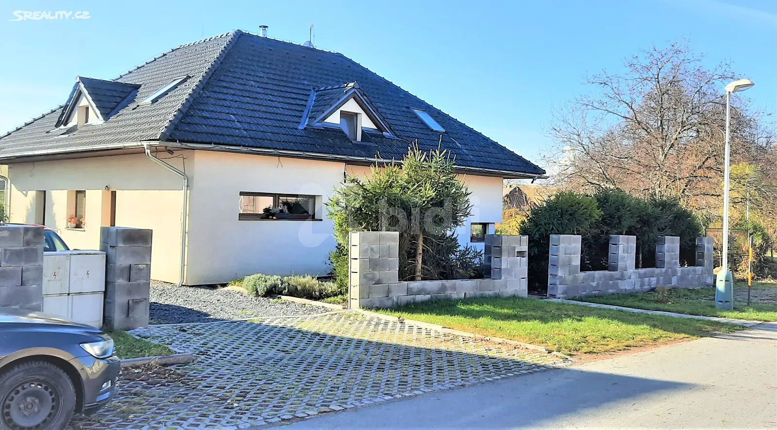 Prodej  rodinného domu 242 m², pozemek 1 240 m², Ústín, okres Olomouc