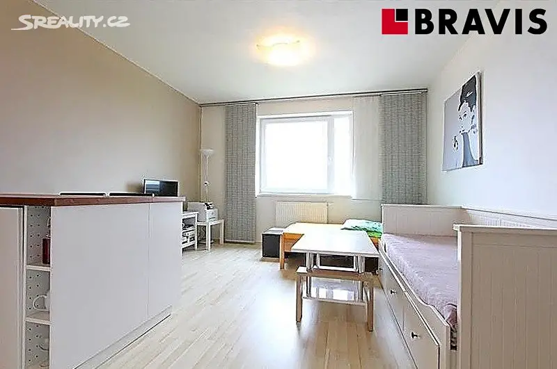 Pronájem bytu 1+kk 30 m², Houbalova, Brno - Líšeň