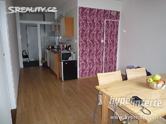 Pronájem bytu 2+1 60 m², Lidická, Karlovy Vary - Drahovice