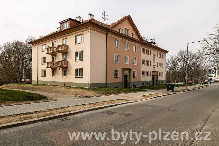 Pronájem bytu 2+kk 66 m², Zahradní, Plzeň - Východní Předměstí