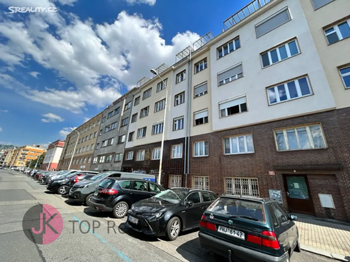 Prodej bytu 2+kk 42 m², Podolská, Praha 4 - Podolí