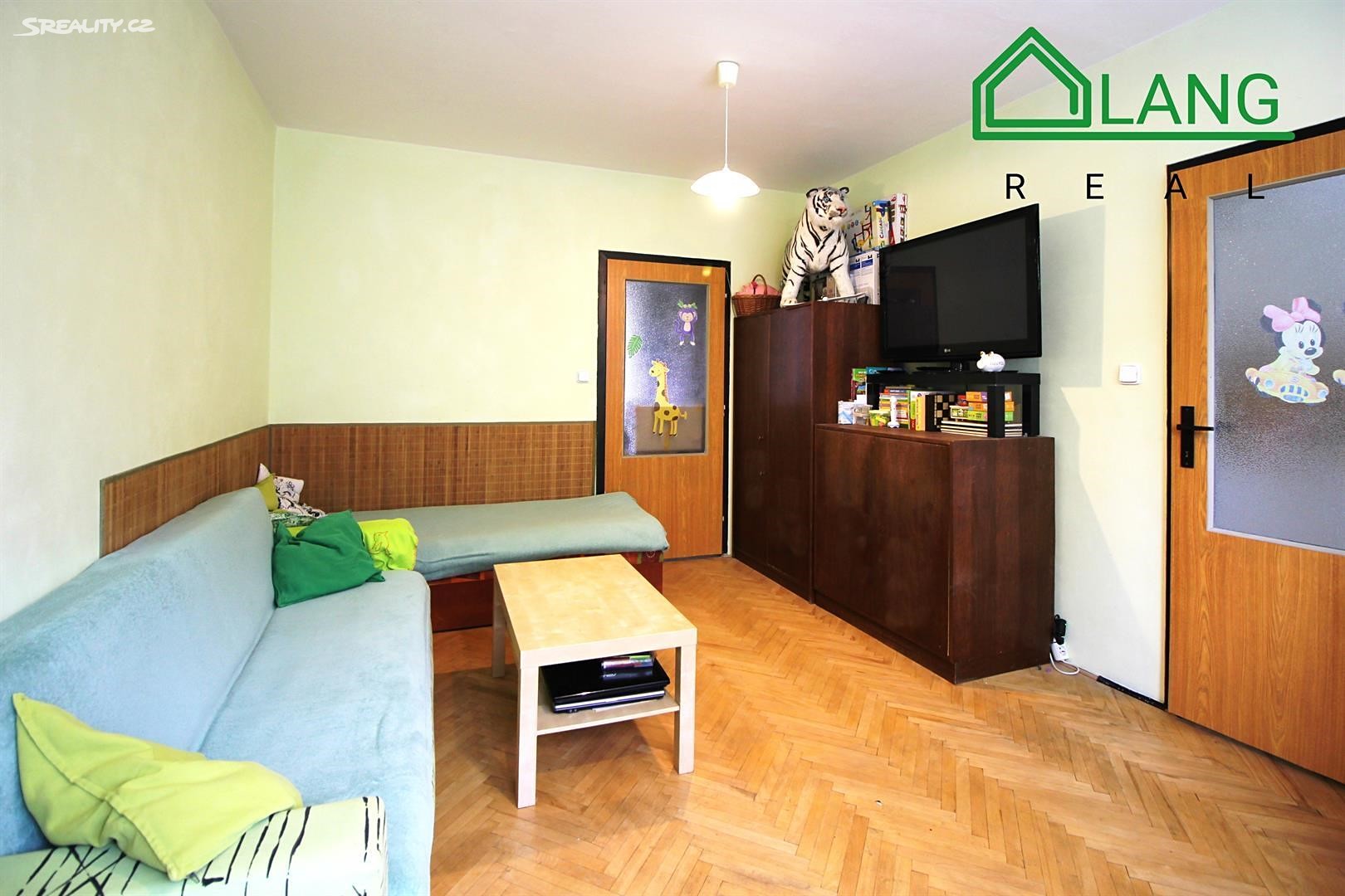 Pronájem bytu 2+1 57 m², Štouračova, Brno - Bystrc