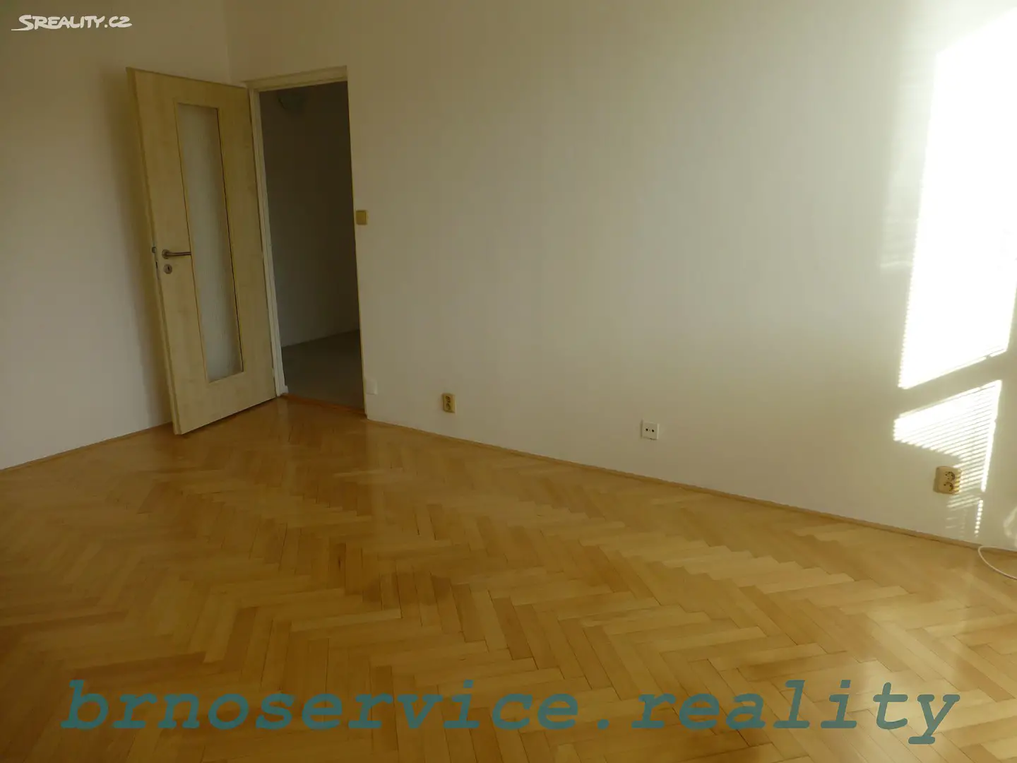 Pronájem bytu 2+1 54 m², Řezáčova, Brno - Komín