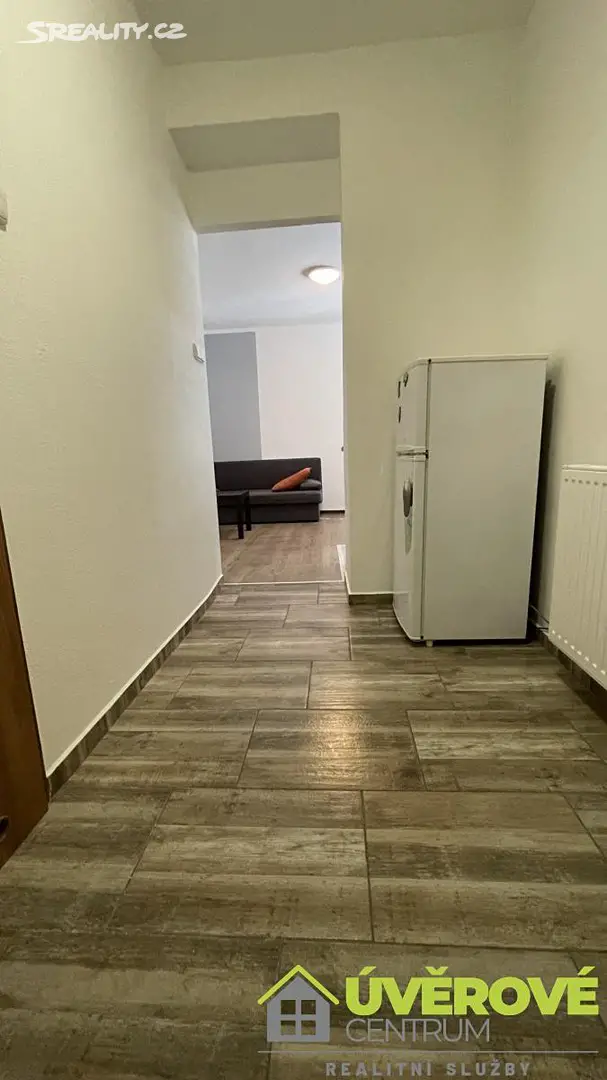 Pronájem bytu 2+kk 40 m², Brněnská, Mutěnice