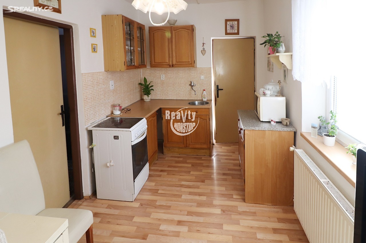Prodej bytu 2+1 80 m², Švábov, okres Jihlava