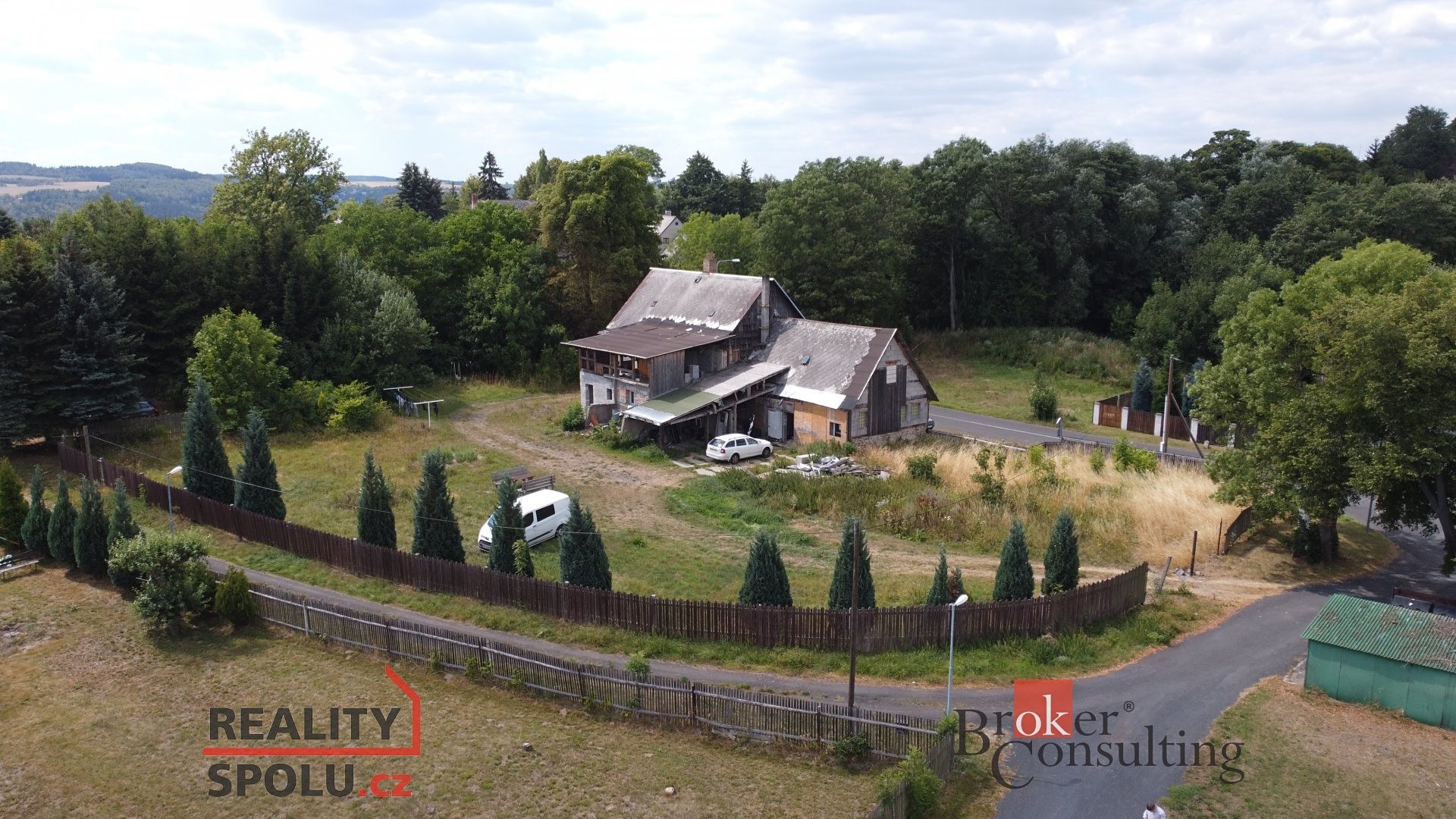 Prodej  rodinného domu 200 m², pozemek 2 000 m², Blatno, okres Chomutov
