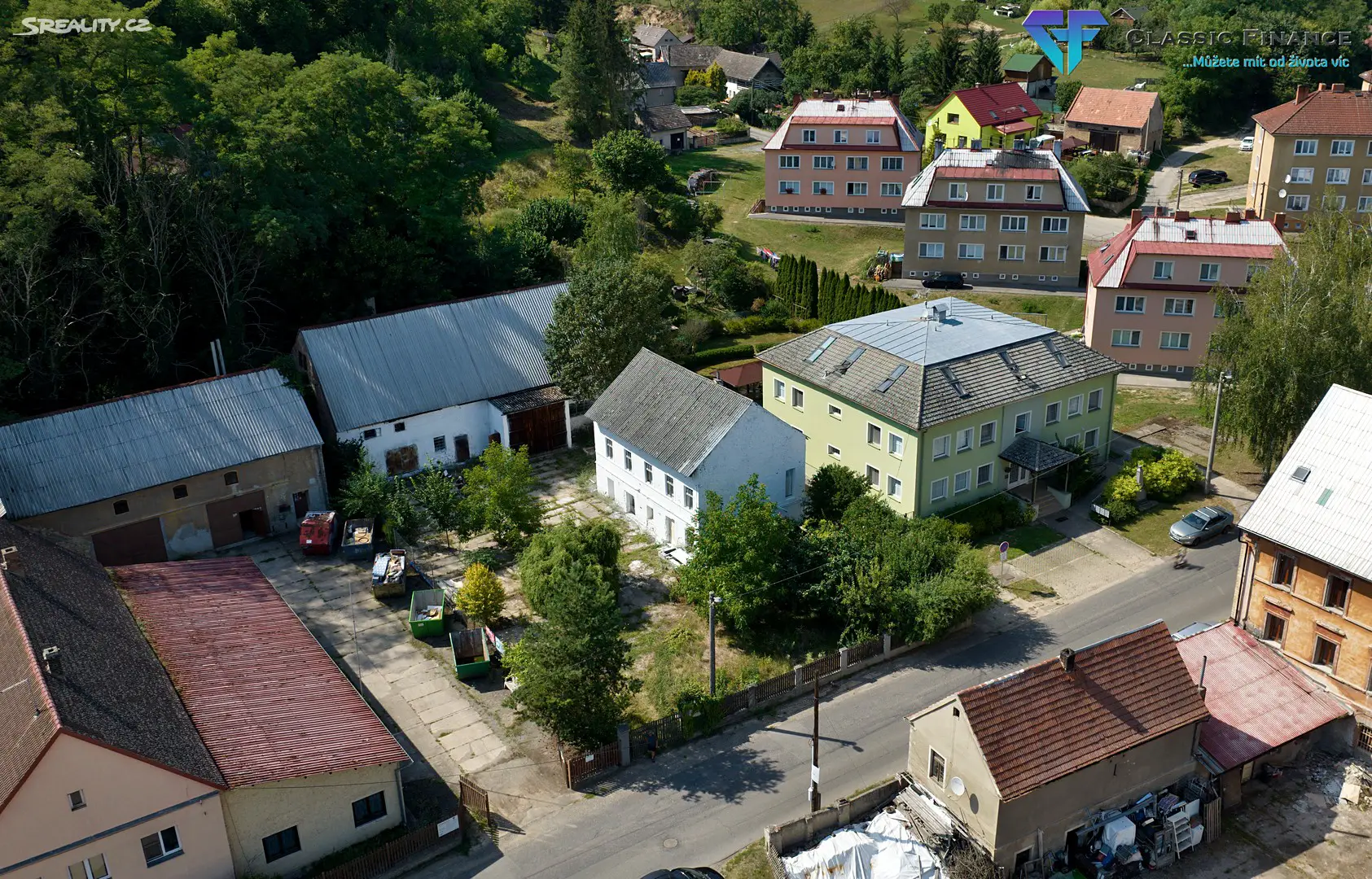 Prodej  rodinného domu 420 m², pozemek 1 000 m², Snědovice, okres Litoměřice